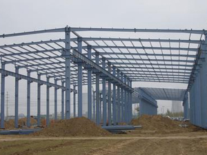怀柔有哪些钢结构公司企业/北京福鑫腾达彩钢施工钢结构设计安装