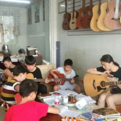 暑假虎门吉他培训班虎门琴行乐器培训速成班