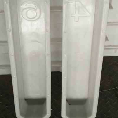 水泥标志桩模具批发-下有电缆标志桩模具