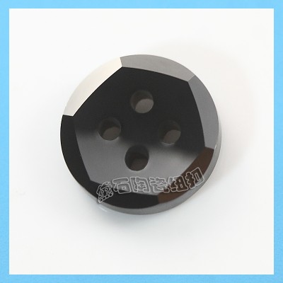 黛石六平台陶瓷纽扣 服装纽扣的优质辅料