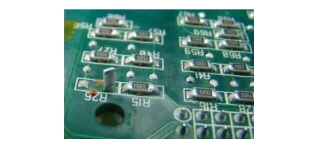 回流焊冷焊的原因与回流焊清洗剂介绍