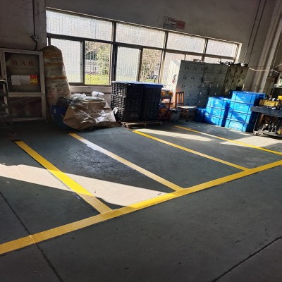 苏州生产车间叉车通道、作业区域标线
