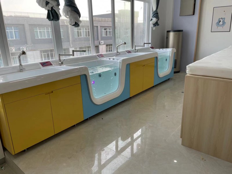 婴儿洗浴设备 一体式防腐防潮 可定制生产