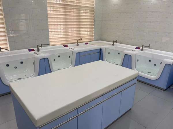 婴儿洗浴设备 一体式防腐防潮 可定制生产